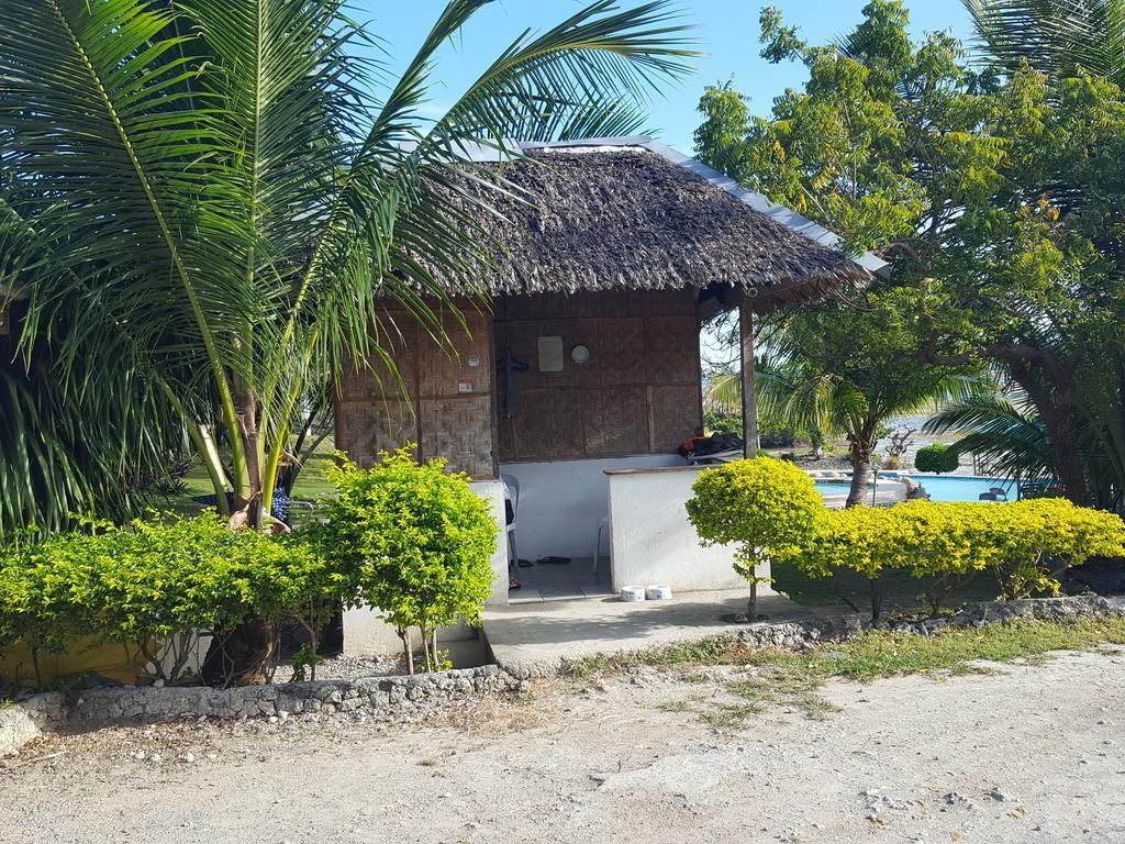 Moalboal Beach Resort Alcantara  Exterior photo